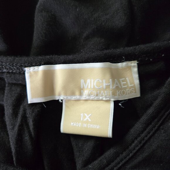 MICHAEL KORS Black Flowy V Neck Short Sleeve Top 1X - Picture 3 of 5